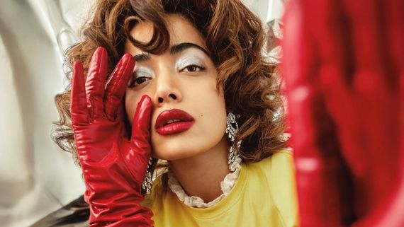 ಕನ್ನಡಿಗರನ್ನು ಆಗಾಗ ಕೆಣಕುವ, ಕೆರಳಿಸುವ ಈ ನಟಿ ಯಾರು ಎಂದು ಗುರುತಿಸಬಲ್ಲಿರಾ ?