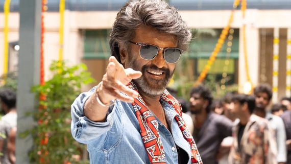 ಎಲ್ಲೆಲ್ಲೂ ರಜಿನಿಕಾಂತ್ ಅಬ್ಬರ, ''ಕೂಲಿ'' ಚಿತ್ರ ನೋಡಲು ಉದ್ಯೋಗಿಗಳಿಗೆ ರಜೆ ಘೋಷಿಸಿದ ಸಂಸ್ಥೆ 