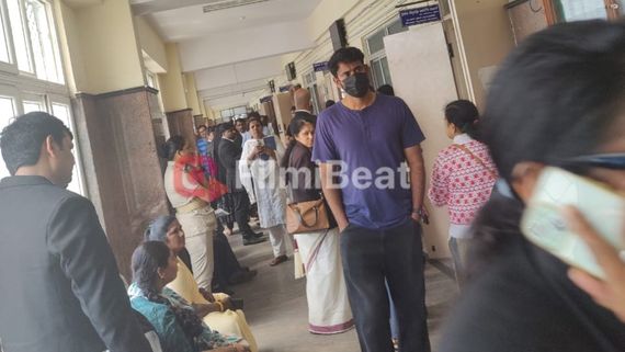 ಫ್ಯಾಮಿಲಿ ಕೋರ್ಟ್‌ನಲ್ಲಿ ಡಾರ್ಲಿಂಗ್ ಕೃಷ್ಣ; ಫೋಟೊ ವೈರಲ್