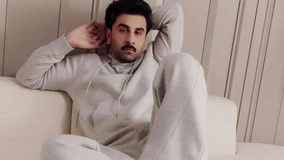 'ಧೂಮ್ 4' ಚಿತ್ರದಿಂದ ಹಿಂದೆ ಸರಿದ್ರಾ ರಣ್ಬೀರ್ ಕಪೂರ್  ? ಆಲಿಯಾ ಪತಿಯ ಮುಂದಿನ ಹೆಜ್ಜೆ ಏನು ?