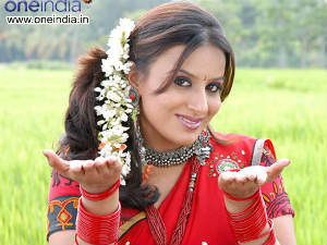 Pooja Gandhi Pooja Gandhi
