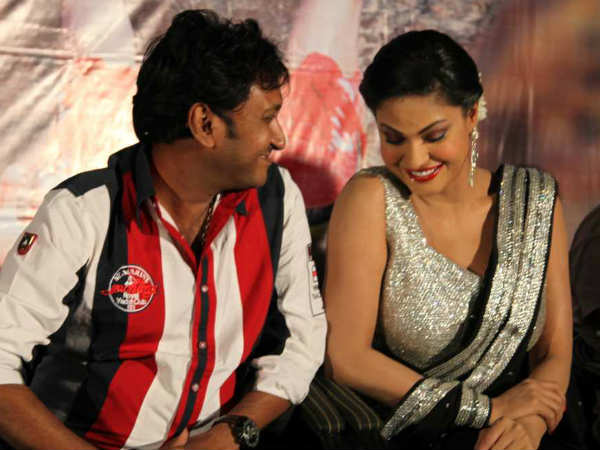 ಮಲ್ಲಿಗೆಯಂತೆ ಅರಳಿದ ವೀಣಾ ಮಲಿಕ್