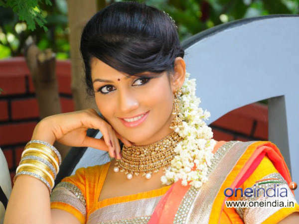 ಚಿತ್ರದ ಬಗ್ಗೆ ಸುಳಿವು ಬಿಡದ ರಾಧಿಕಾ