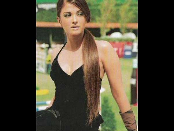 ಕಪ್ಪು ಡ್ರೆಸ್ ನಲ್ಲಿ ಐಶ್