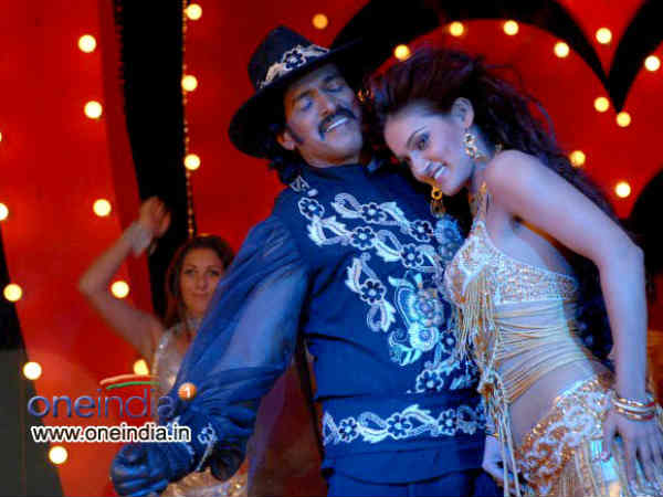 ವೇಗವಾಗಿ ಸಾಗಿಹೋಗುವ ಕಥೆ