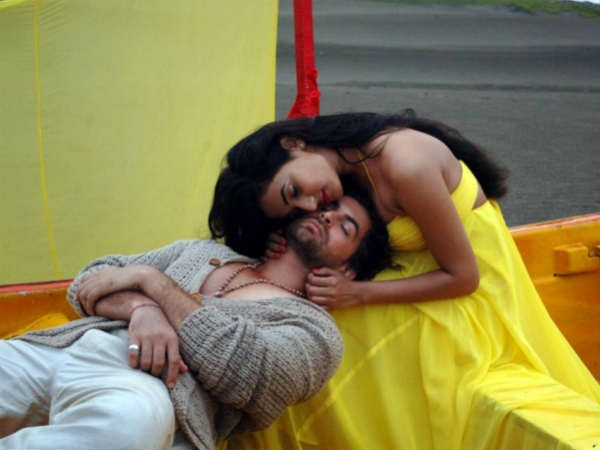 ಇಲ್ಲಿಂದ ಮುಂದೆ ಹಾರರ್