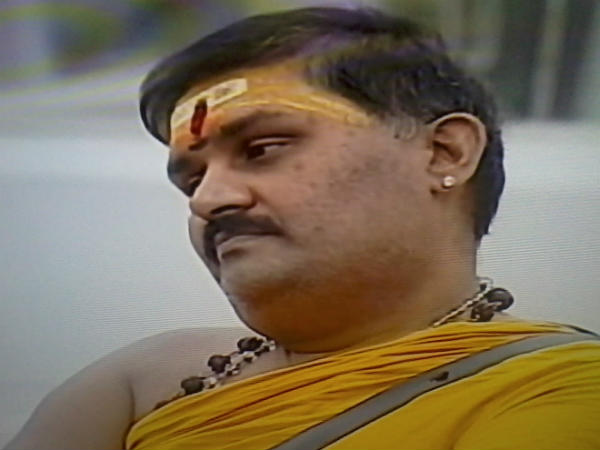 ಬಸವಳಿದ ಗುರೂಜಿ ಸೊಂಟ ಉಳುಕಿತ್ತು