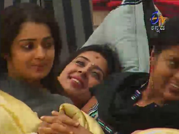 ಜೋಗುಳ ಹಾಡಿ ಮಲಗಿಸಿದ ಸ್ತ್ರೀಲಿಂಗಿಗಳು