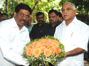 Milana movie Male nintu hoda mele song satire Milana movie Male nintu hoda mele song satire