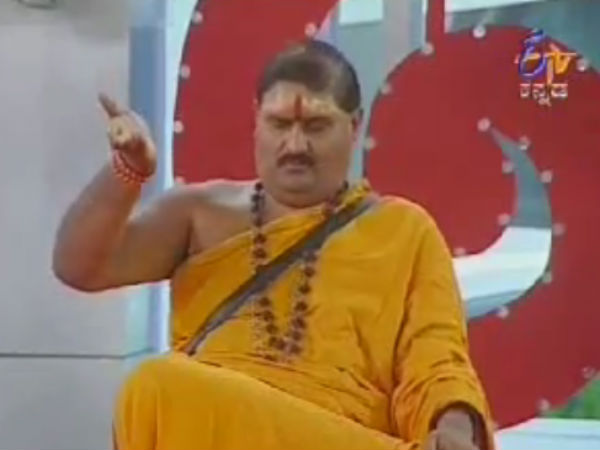 ಯಾರಿಗೆ ಬೇಕು ಸ್ವಾಮಿ ಸೆಲೆಬ್ರಿಟಿಗಳ ಖಾಸಗಿ ಬದುಕು