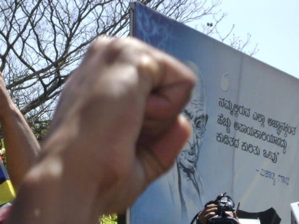 ಬೇರೆಯವರ ಹಕ್ಕಿಗಾಗಿ ಹೋರಾಡುವ ಪತ್ರಕರ್ತ...