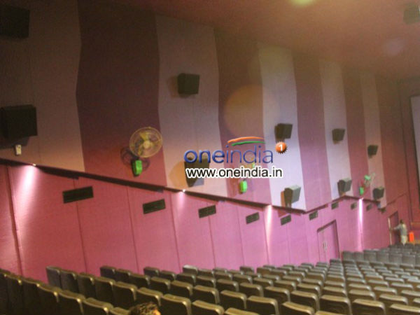 ಥಿಯೇಟರ್ ಗಳನ್ನೂ ನವೀಕರಿಸಿಕೊಳ್ಳಬೇಕು