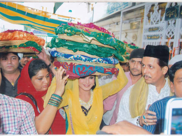 ನನ್ನನ್ನು ಆರಾಧಿಸುವ ಪ್ರತಿಯೊಬ್ಬರಿಗೂ ಒಳ್ಳೆಯದಾಗಲಿ