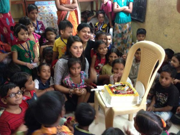 ಇವರಿಬ್ಬರ ಎರಡು ಚಿತ್ರಗಳು