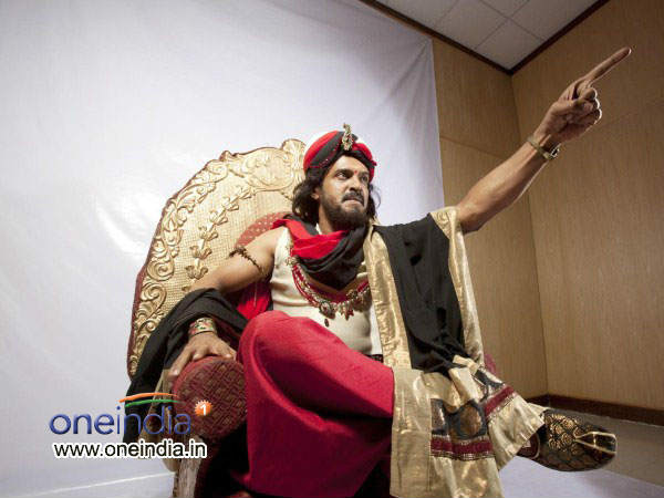 ಎರಡೂ ಭಾಷೆಗೆ ಹೊಂದುವ ಪಾತ್ರವರ್ಗ