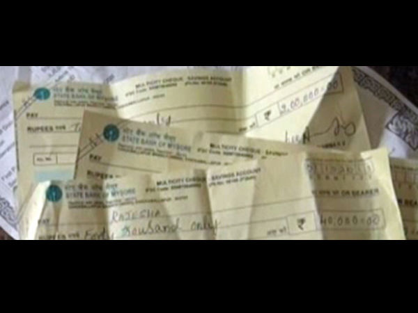 ಕಟ್ಟಡದಿಂದ ಹಿಮ್ಮುಖವಾಗಿ ಹಾರಿ ಸಾವನ್ನಪ್ಪಿದ