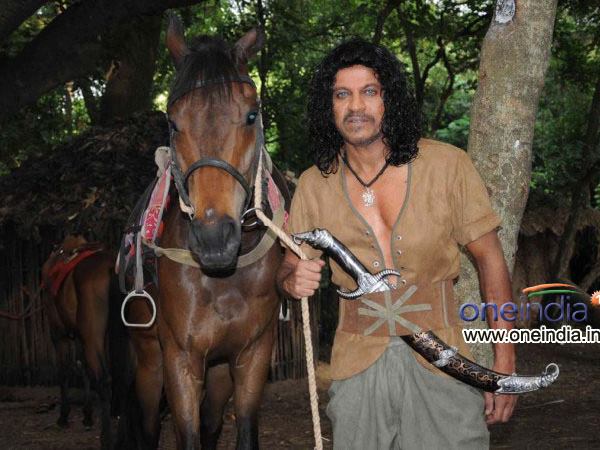 ಸಂಪೂರ್ಣ ಕಥೆ ಇಲ್ಲೇ ಹೇಳಿದರೆ ಅಷ್ಟು ಮಜಾ ಇರಲ್ಲ