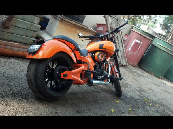 ಬಾಲಯ್ಯನ ಸಿಗ್ನೇಚರ್ ಡಿಸೈನ್ ಸಹ ಇದೆ