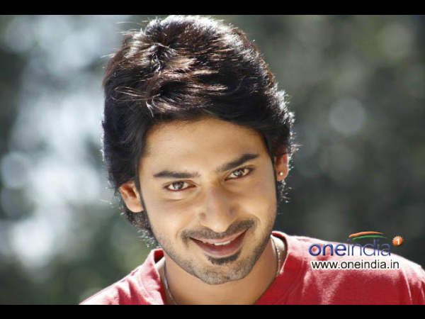 ಕಥೆಯ ಚೌಕಟ್ಟಿನಲ್ಲಿ ಪ್ರಜ್ವಲ್ ಪಾತ್ರ