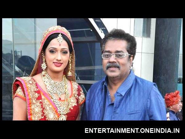 ವಧು ಬೃಂದಾ ಜೊತೆ ಗಾಯಕ ಹರಿಹರನ್