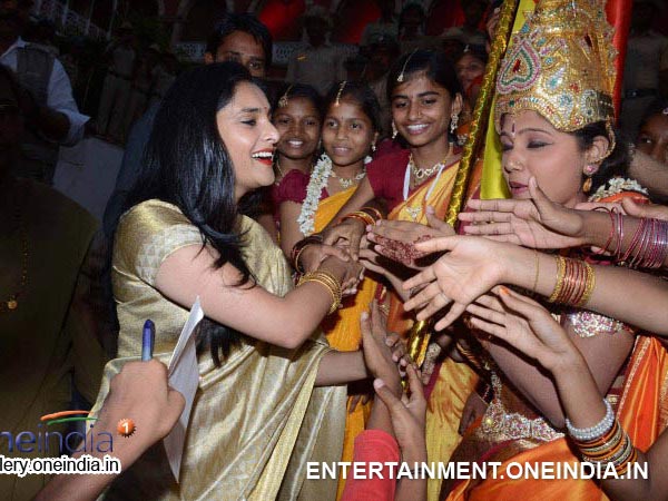 ಮಾಧ್ಯಮದ ಮುಂದೆ ತಂದು ಮಾನ ಹರಾಜು ಮಾಡಿದ್ರು