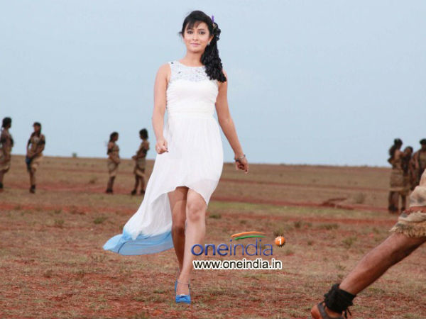 ಜೋಧಾ ಅಕ್ಬರ್ ತರಹದ ಸಿನಿಮಾದಲ್ಲಿ ನಟಿಸೋ ಕನಸು ಜೋಧಾ ಅಕ್ಬರ್ ತರಹದ ಸಿನಿಮಾದಲ್ಲಿ ನಟಿಸೋ ಕನಸು