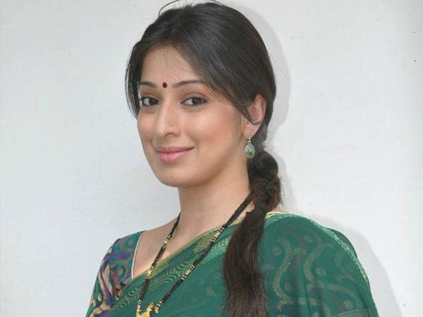 ಲಕ್ಷ್ಮಿ ರೈ ಪೋಷಕರ ಕೆಲಸ ಏನು?