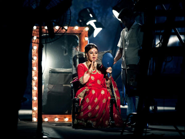 ಕಾಸ್ಟ್ಯೂಮ್ ಗಳನ್ನ ವಿಶೇಷವಾಗಿ ಡಿಸೈನ್ 