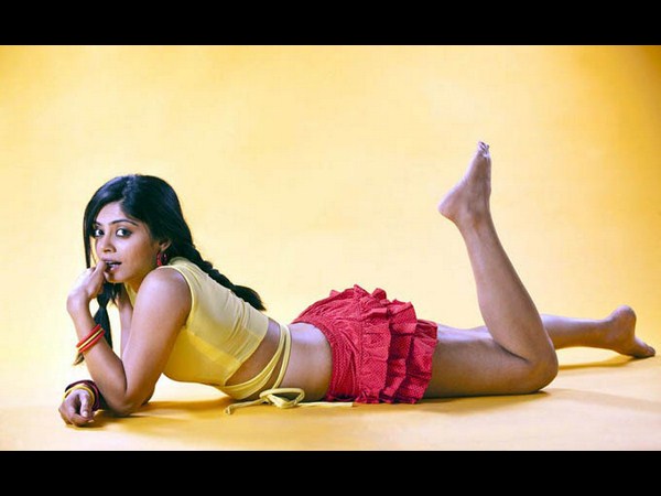 ಗುಲಾಬಿ ಸ್ಟ್ರೀಟ್ ನಲ್ಲಿ ಭಾವನಾ ವಾಕ್