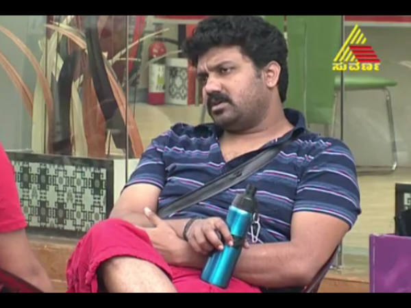 ಎಲ್ಲರ ಬಗ್ಗೆಯೂ ಕಾಮಿಡಿ ಮಾಡಿದ ಸೃಜನ್ ಎಲ್ಲರ ಬಗ್ಗೆಯೂ ಕಾಮಿಡಿ ಮಾಡಿದ ಸೃಜನ್