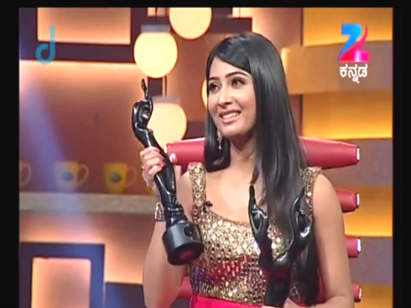 ಪಕ್ಕದ ಮನೆಯವರ ಒತ್ತಡ