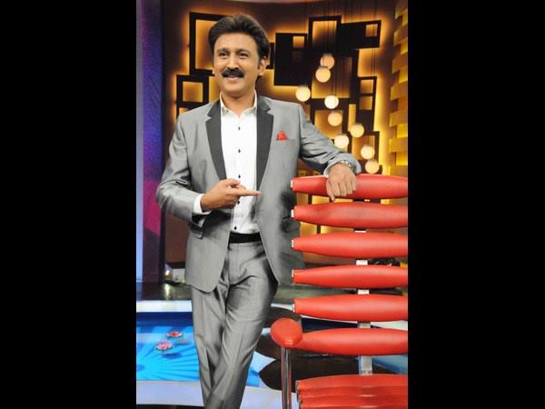 ರಮೇಶ್ ಅರವಿಂದ್ ಅಚ್ಚುಕಟ್ಟಾದ ನಿರೂಪಣೆ