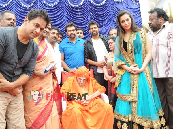 ಶಿಕ್ಷಣದ ಕಥಾಹಂದರದ ಚಿತ್ರ