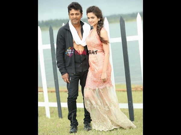 ಬೆಳ್ಳಿ ಪಾತ್ರವೇ ಹೈಲೈಟ್