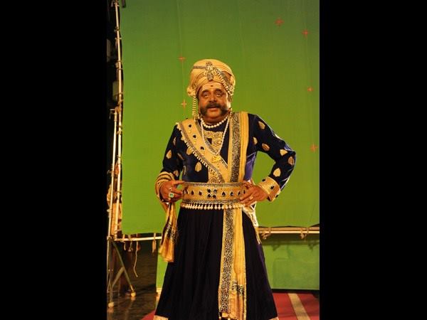 'ಮಗಧೀರ' ಬಿಟ್ರೆ ನೆಕ್ಸ್ಟು 'ಅಂಬರೀಶ'...!