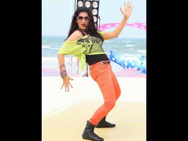 Radhika-kumaraswamy7