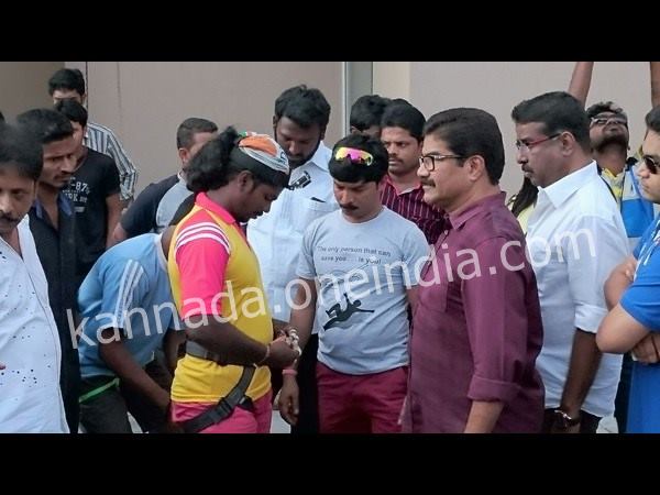 ಹಗ್ಗ ಏಕೆ ಬೇಕು ಎಂದ ಜ್ಯೋತಿ ರಾಜ್ ಹಗ್ಗ ಏಕೆ ಬೇಕು ಎಂದ ಜ್ಯೋತಿ ರಾಜ್