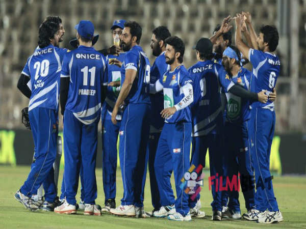 ಗೈರಾದ ಪ್ರಮುಖ ಸೆಲೆಬ್ರಿಟಿಗಳು