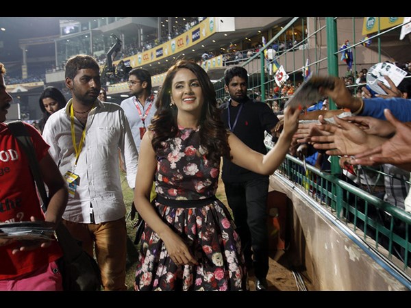 ಗಾಸಿಪ್ ಸುದ್ದಿಗೆ ಮೂಲ