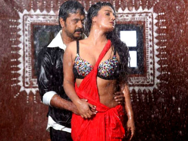 Actor-Director Mohan's wife Sri Vidya has crooned for Male Nilluvavarege Actor-Director Mohan's wife Sri Vidya has crooned for Male Nilluvavarege