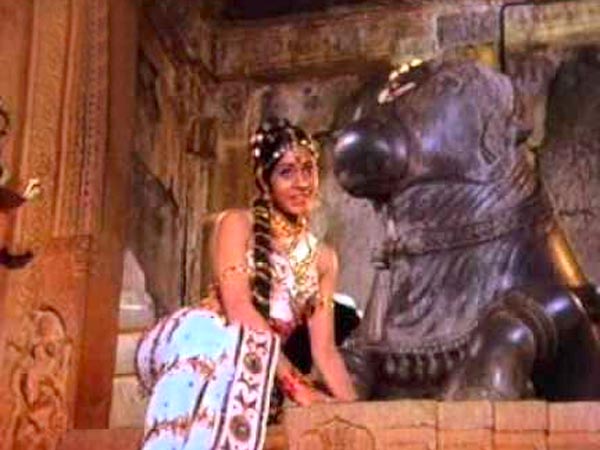 ಅಮೃತಗಳಿಗೆ ಅಮೃತಗಳಿಗೆ