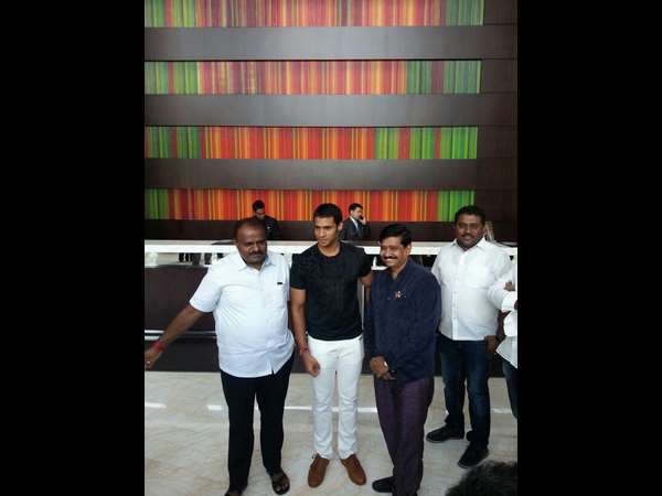 Grand entry to Sandalwood ; Nikhil Gowda special Interview