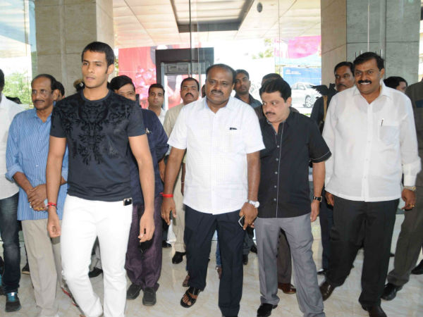 ನಿಖಿಲ್ ಹೇಳುವುದೇನು..?