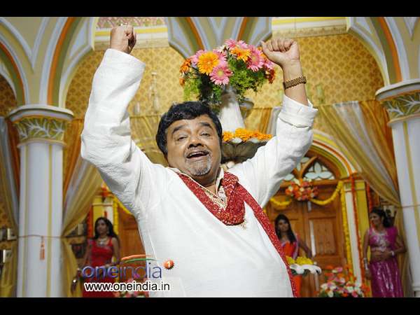 Actor-director-producer Dwarakish celebrates his 73rd birthday Actor-director-producer Dwarakish celebrates his 73rd birthday