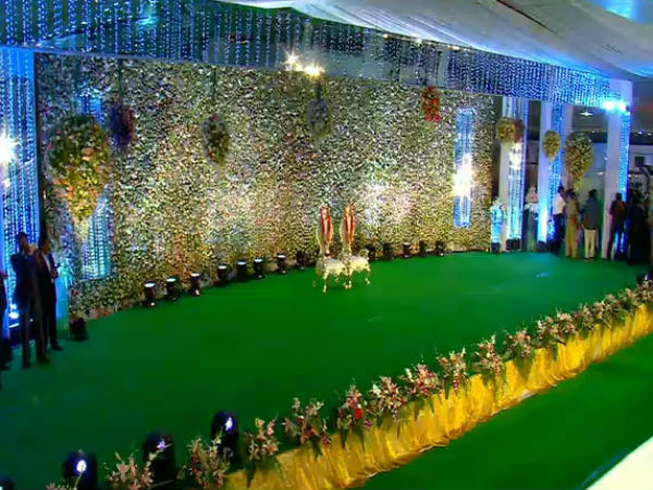 ವೇದಿಕೆ ತಯಾರಾಗಿದ್ದು ಹೀಗೆ..