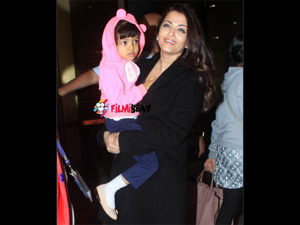 ಕ್ಯೂಟ್ ಫೋಸ್