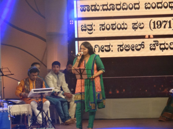 ಭವ್ಯ ರಂಗಸಜ್ಜಿಕೆ ಭವ್ಯ ರಂಗಸಜ್ಜಿಕೆ