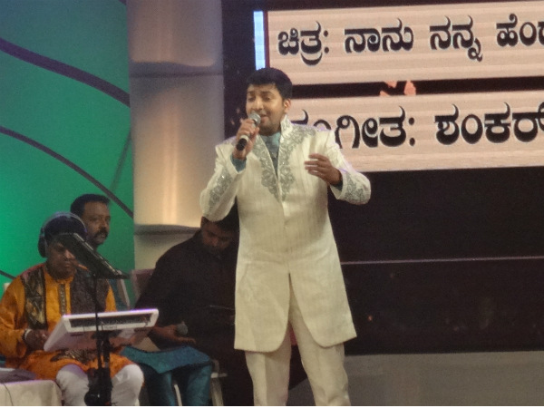 ಯಾರೇ ನೀನು ಚೆಲುವೆ? ಯಾರೇ ನೀನು ಚೆಲುವೆ?