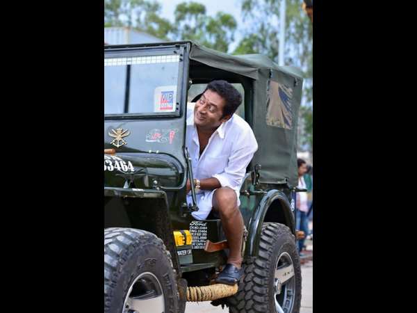 ಪ್ರಕಾಶ್ ರಾಜ್ ಅಬ್ಬರ ಬೊಂಬಾಟ್