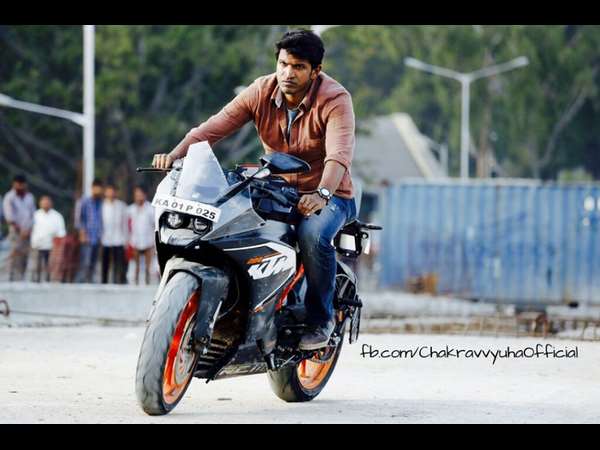 Kollywood Actor Arun Vijay is roped into play villain in 'Chakravyuha'